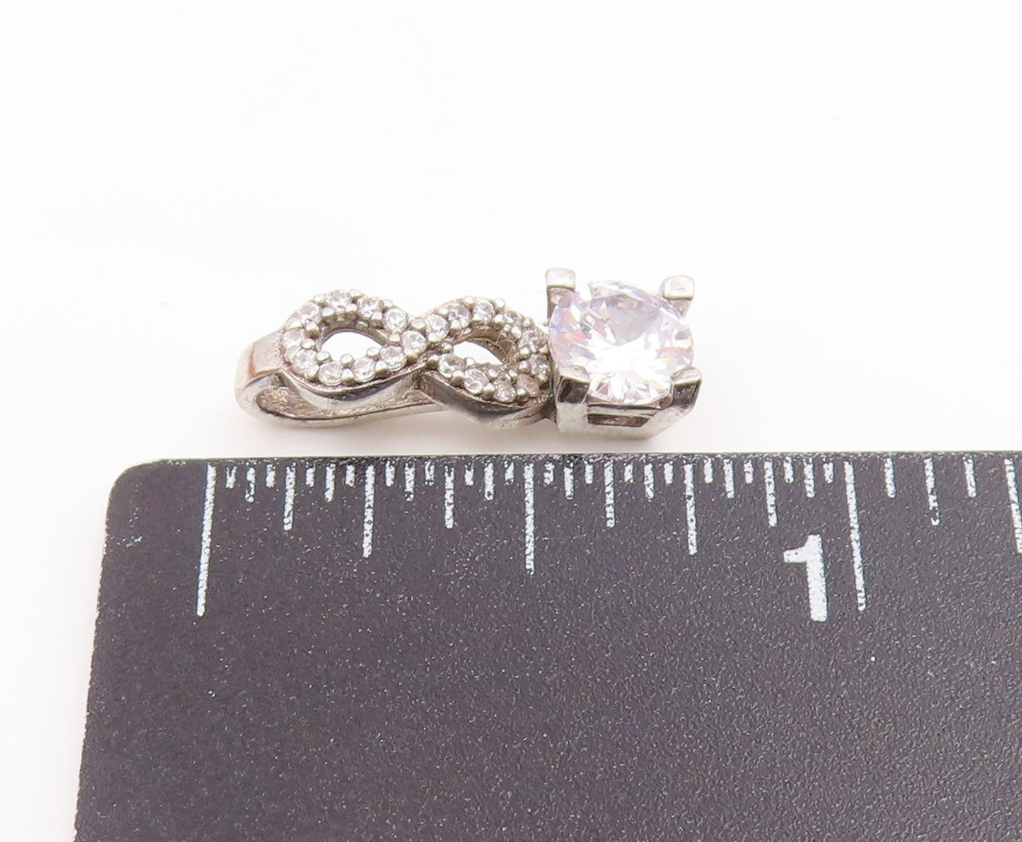 925 Sterling Silver Vintage Cubic Zirconia Infinity Twist Pendant  PT19680