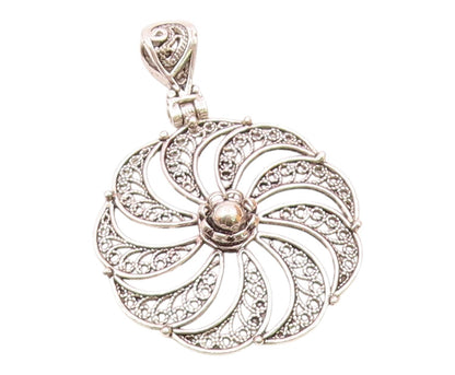 925 Sterling Silver  Vintage Shiny Swirl Floral Motif Round Pendant  PT16577