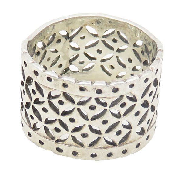 925 Sterling Silver  Vintage Shiny Cutout Pattern Band Ring Sz 6  RG18899