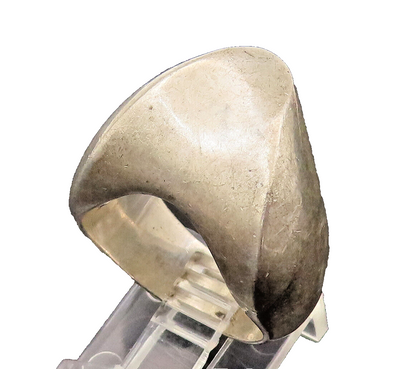 ENGLAND 925 Silver  Vintage Minimalist Puffy Curved Dome Ring Sz 7.5  RG26404