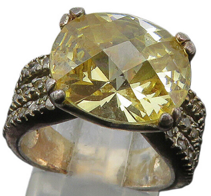 925 Sterling Silver  Vintage Shiny Cubic Zirconia Cocktail Ring Sz 7  RG22367