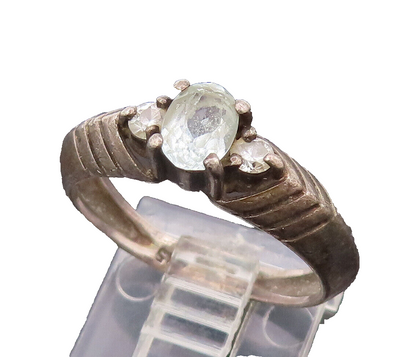 925 Sterling Silver Vintage Minimalist CZ with Side Stones Ring Sz 6.5 RG26622