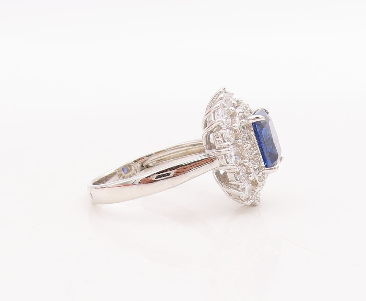 925 Sterling Silver Vintage Ring Blue Rectangle & Round Halo CZ  Sz 7  RG29163