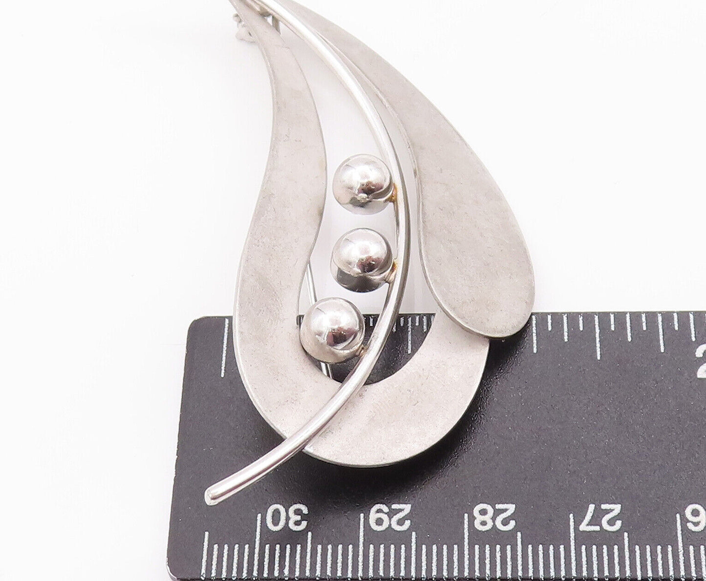 925 Sterling Silver Vintage Brooch Pin BEAU Beaded Carved Large Leaf  BP10851