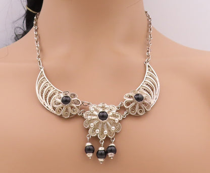 925 Sterling Silver Vintage Necklace Designer Filigree Floral Onyx  NE4306