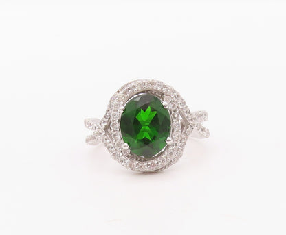 925 Sterling Silver Vintage Ring Oval Cut Green Halo White CZ  Sz 7 RG30854