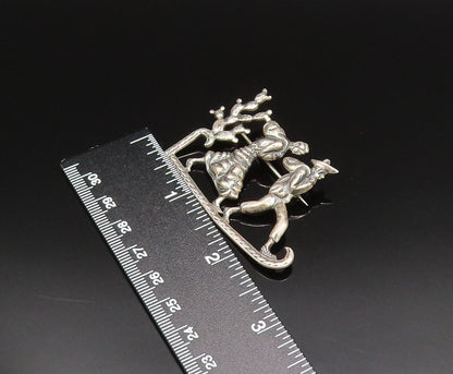 MEXICO 925 Silver  Vintage Men Carrying Bindle Across Desert Brooch Pin BP9749