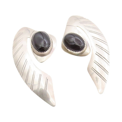 925 Sterling Silver Vintage Earrings NAVAJO Oval Cabochon Onyx Feathered EG13679