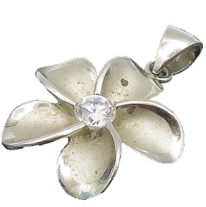 925 Sterling Silver  Vintage Cubic Zirconia Flower Motif Pendant  PT19316