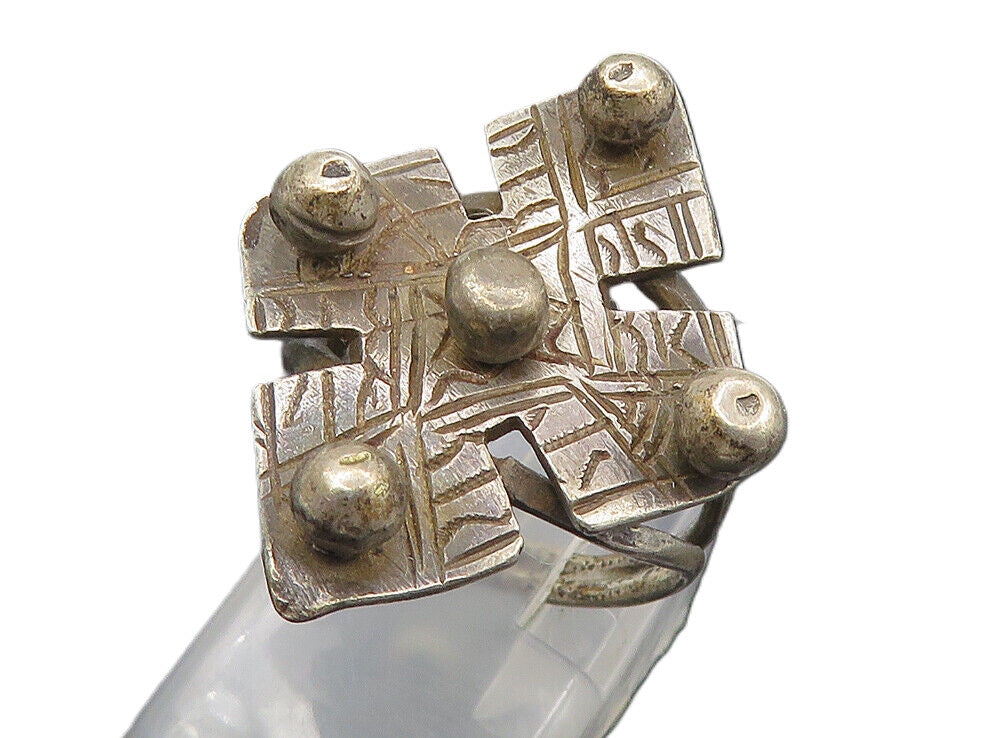 925 Sterling Silver  Vintage Antique Etched Detail Band Ring Sz 4.5  RG9301