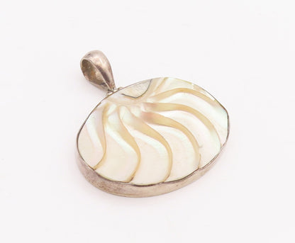 925 Sterling Silver Vintage Pendant Designer Fan Shaped Mother Of Pearls PT23339