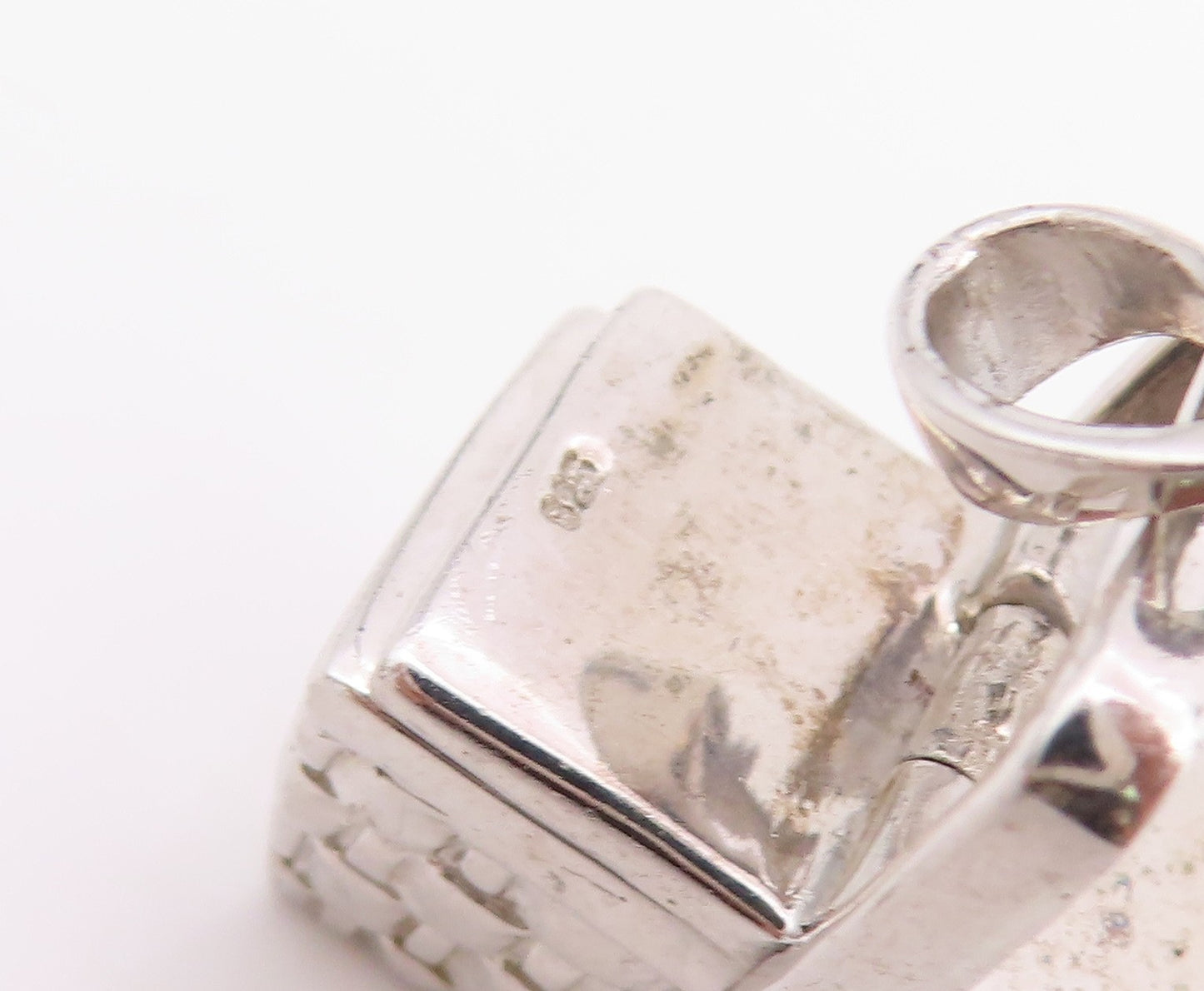 925 Sterling Silver Vintage Pendant Designer 3D Carved Picnic Box  PT24285
