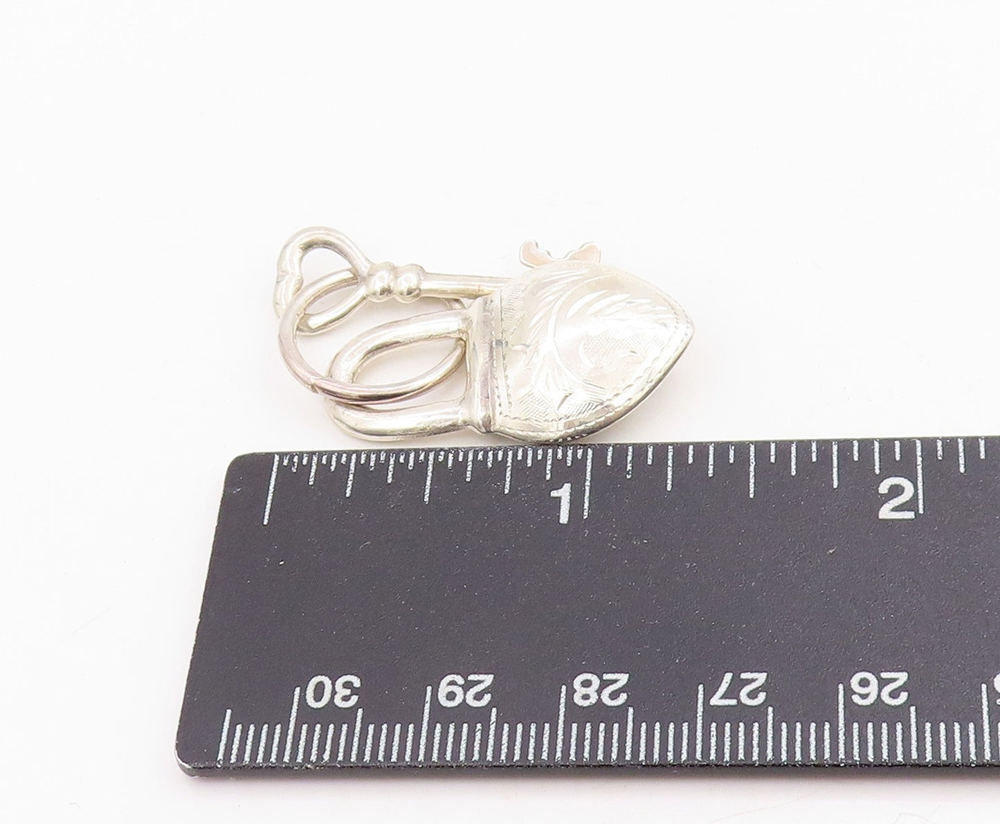 925 Sterling Silver Vintage Pendant Etched Heart Shaped Padlock & Key  PT25764