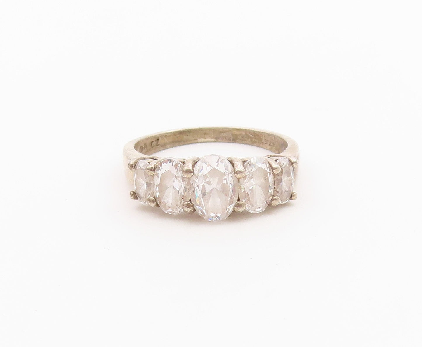 925 Sterling Silver Vintage Ring Elegant Oval Cut White Topaz Band Sz 7 RG36448