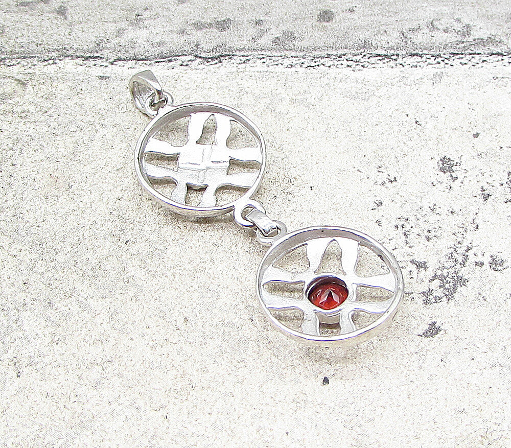 925 Sterling Silver  Faceted Garnet Linked Cross Wheels Drop Pendant  PT1529