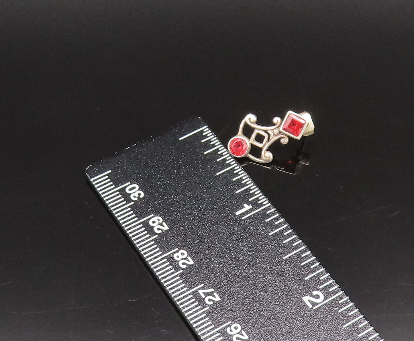 925 Sterling Silver  Vintage Round & Diamond Shaped Red Topaz Earrings EG12280