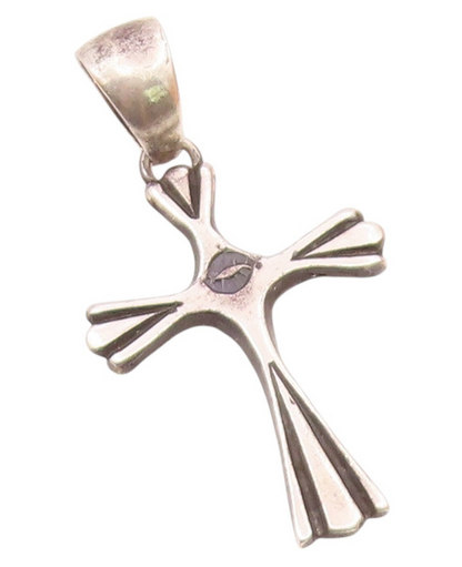 925 Sterling Silver  Vintage Religious Cross Oxidized Detail Pendant  PT16657