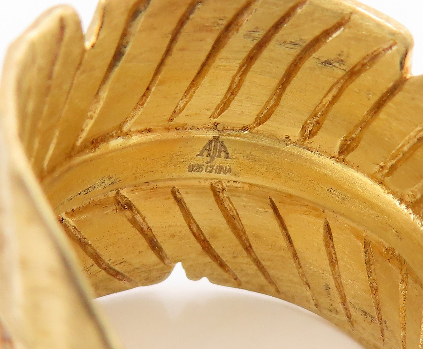 925 Sterling Silver Vintage Ring Gold Plated Carved Foliate Leaf Sz 7 RG34651