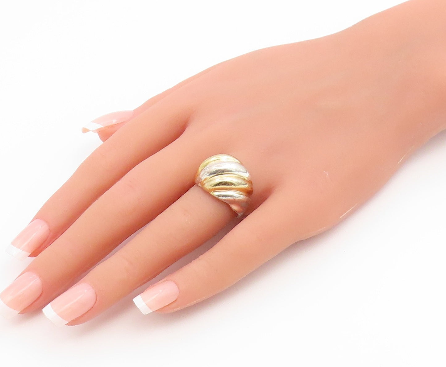 925 Sterling Silver Vintage Ring Two Tone Modernist Ribbed Dome  Sz 7  RG36897