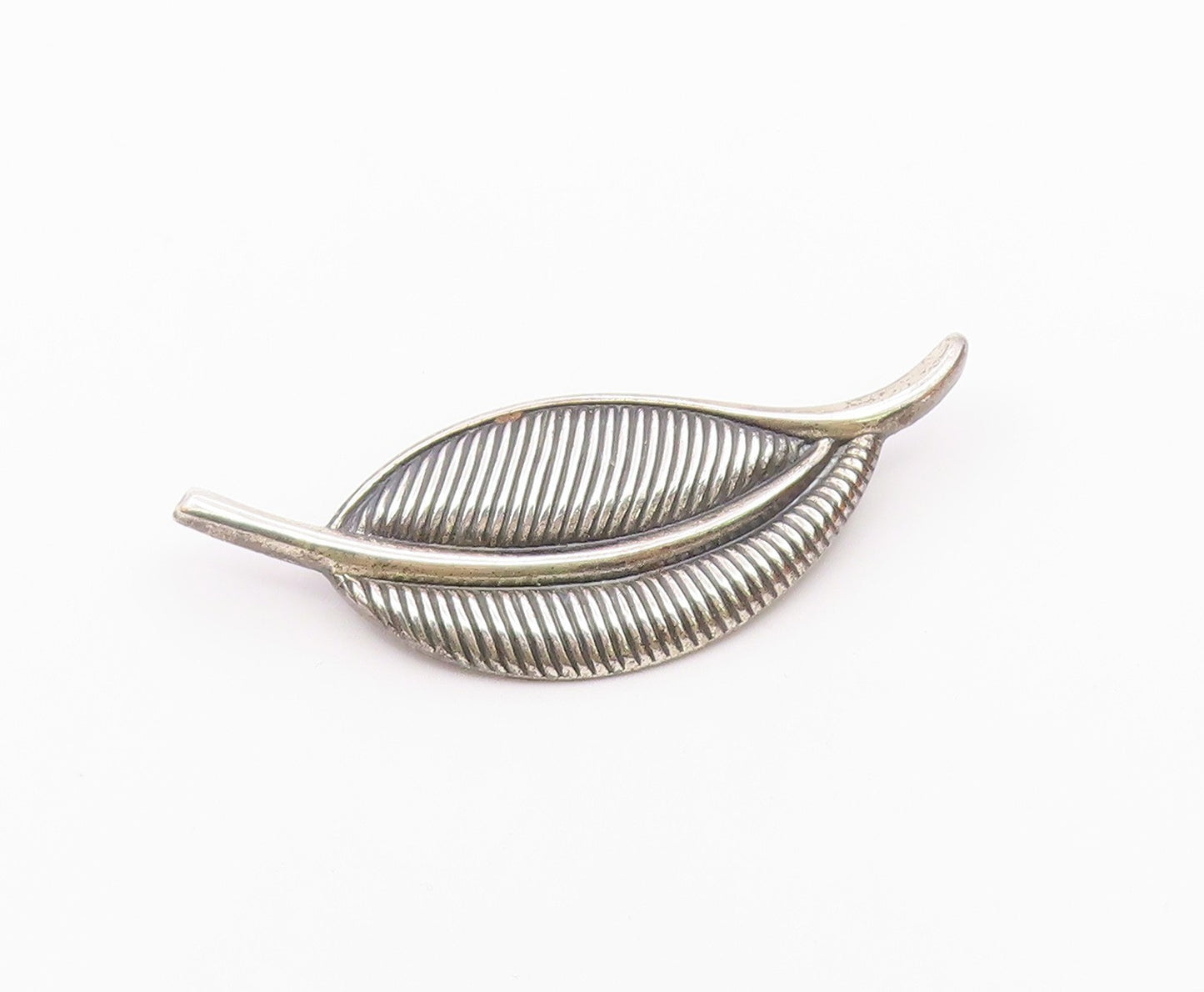 JEWELART 925 Silver  Vintage Linear Textured Single Leaf Brooch Pin  BP9596