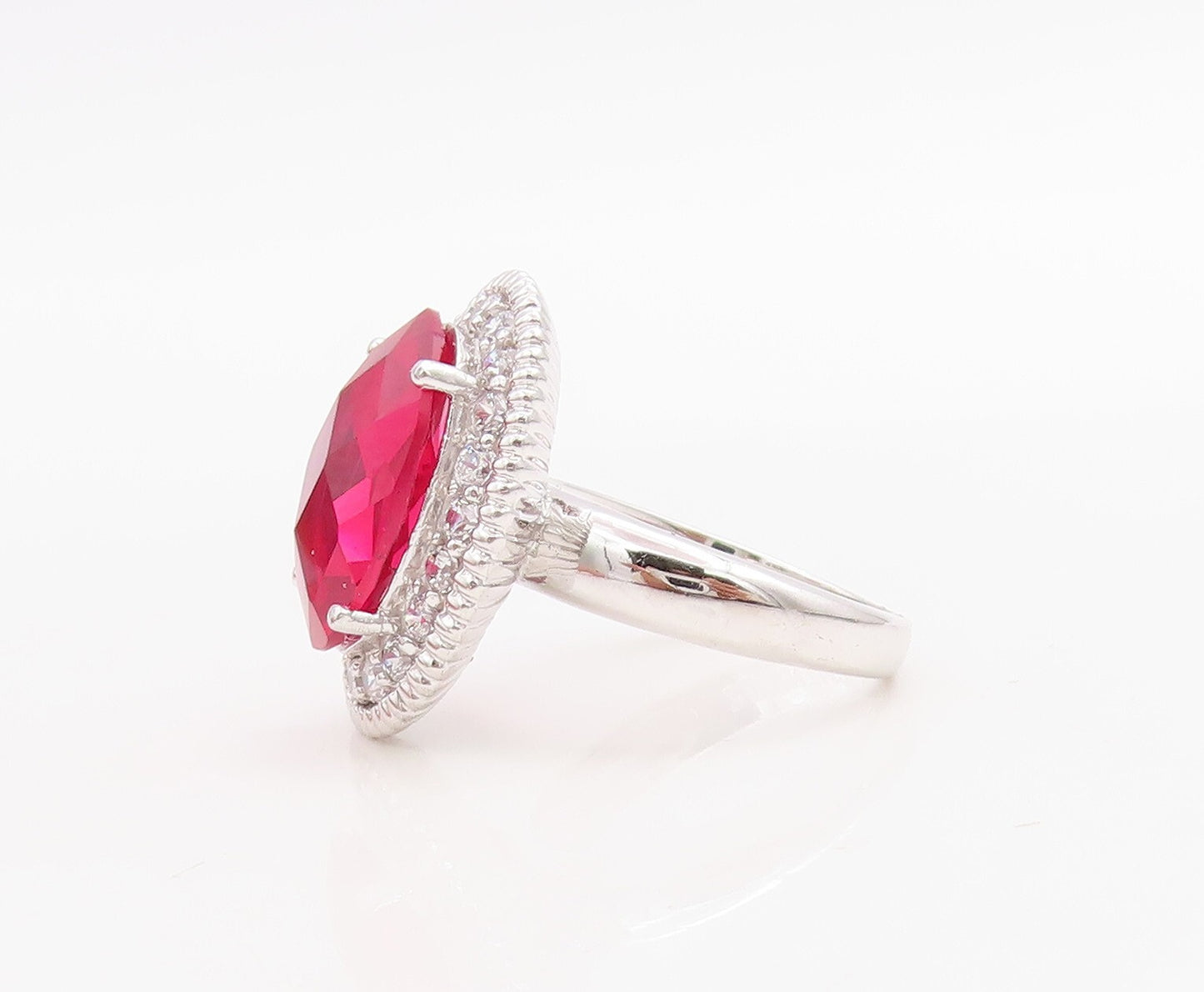 925 Sterling Silver Vintage Ring Large Oval Red Halo White CZ Sz 6  RG30708