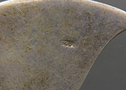 925 Sterling Silver  Vintage Mother Of Pearl Floral Leaf Pendant  PT16745
