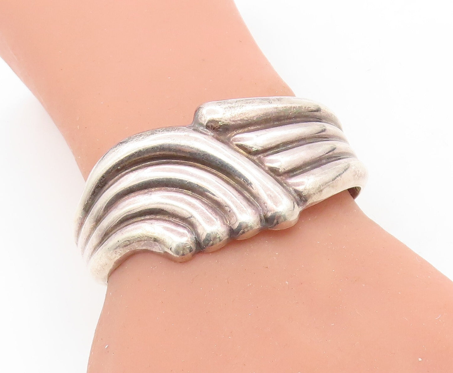 LOS BALLESTEROS 925 Silver Vintage Fluted Swirl Bypass Cuff Bracelet BT3103