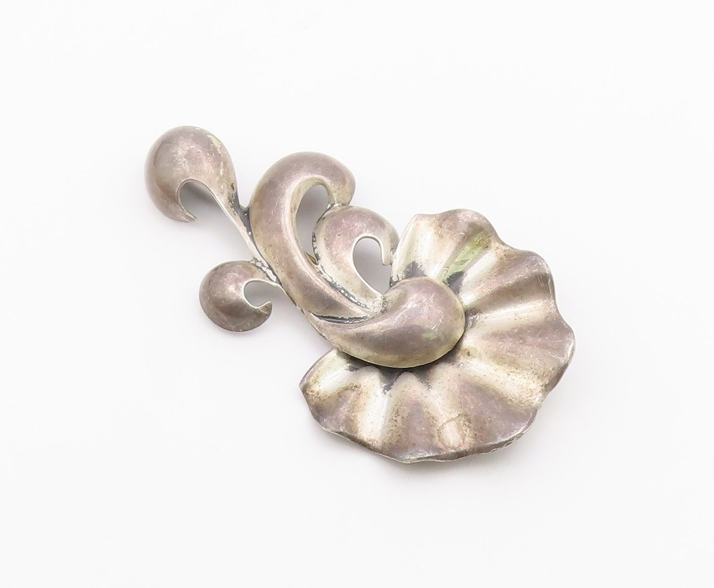 MONET 925 Silver  Vintage Carved Swirls & Fluted Abstract Brooch Pin  BP9600