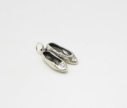 925 Sterling Silver  Vintage Woman's Pair Of Shoes Charm Pendant  PT1835