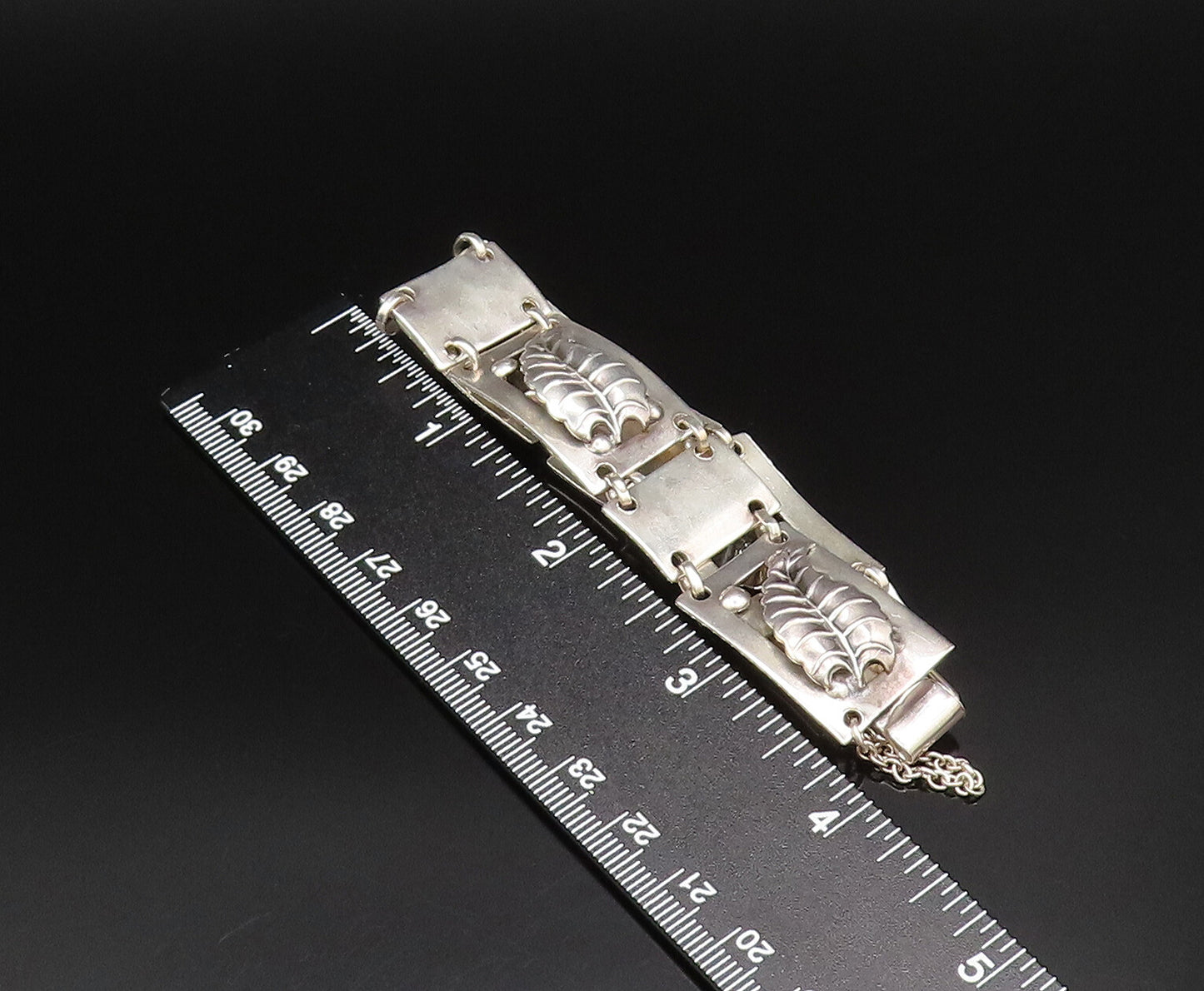 925 Sterling Silver  Vintage 3D Leaf Cutout Rectangle Chain Bracelet  BT9591