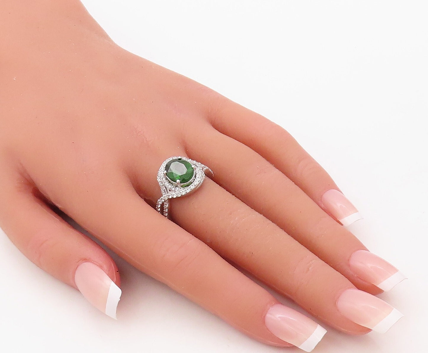 925 Sterling Silver Vintage Ring Oval Cut Green Halo White CZ  Sz 7 RG30854