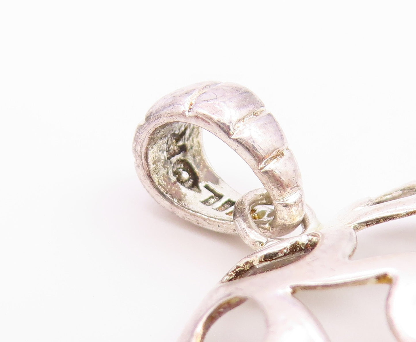 925 Sterling Silver  Vintage Swirl Cutout Love Heart Dome Pendant  PT19664