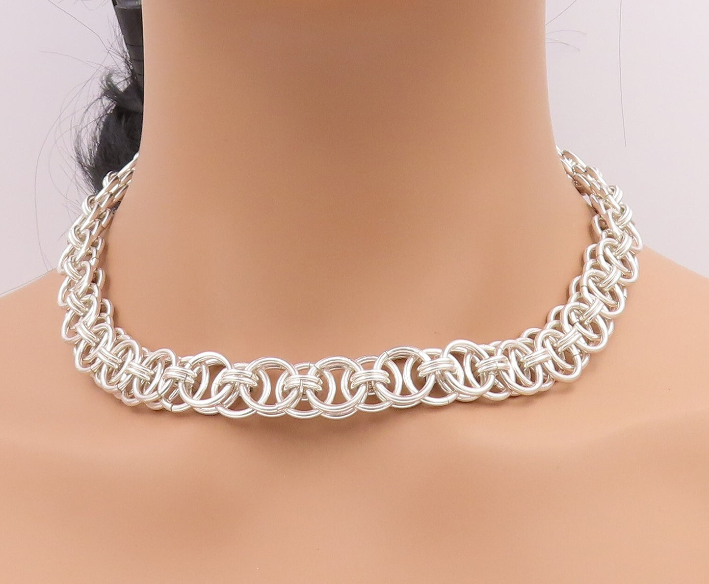 925 Sterling Silver Vintage Necklace Brutalist Interlinked Rings Cutout  NE4457