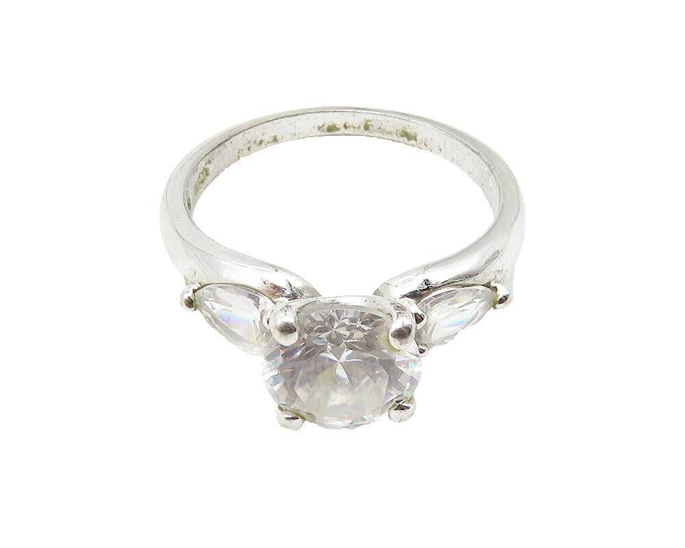 925 Sterling Silver  Cubic Zirconia Solitaire With Accents Ring Sz 8  RG10340