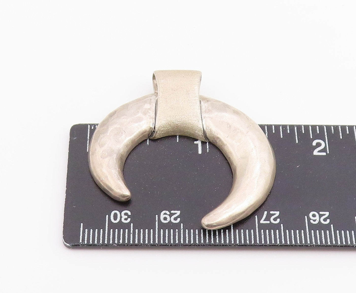 925 Sterling Silver Vintage Pendant Modernist Hammered Crescent Moon  PT26512
