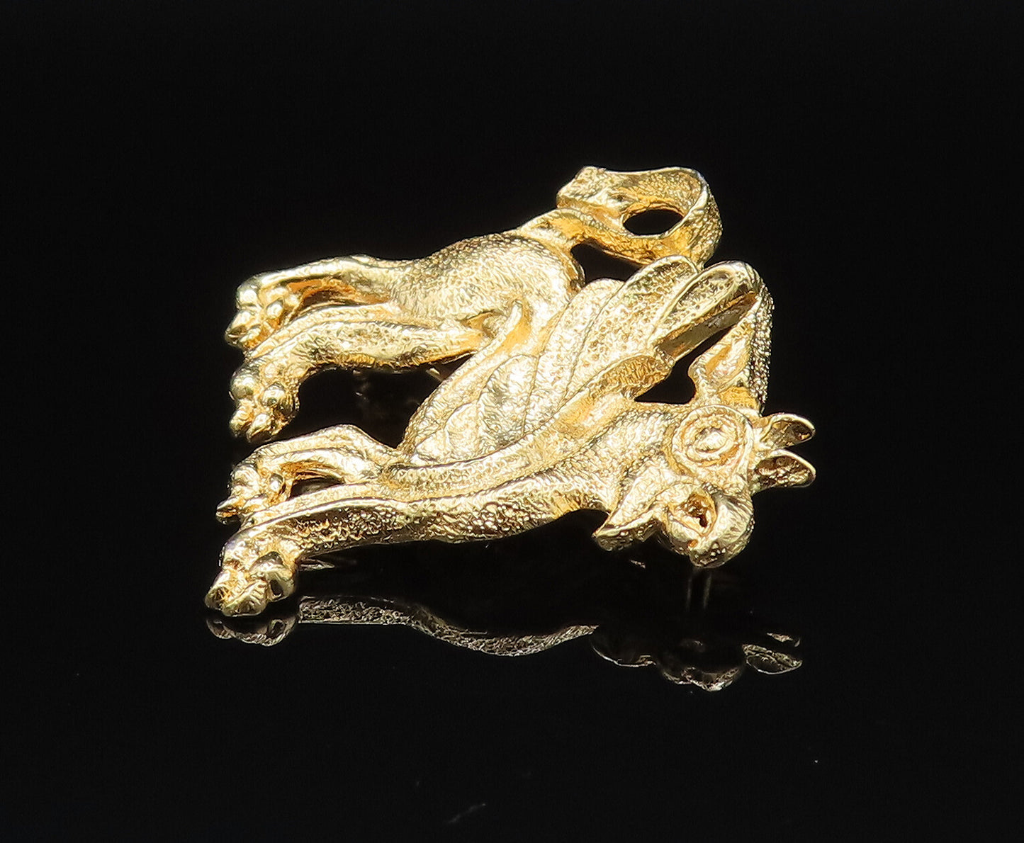 925 Sterling Silver  Vintage Carved Gold Plated Dragon Brooch Pin  BP9553