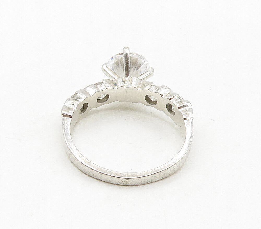 925 Sterling Silver  Cubic Zirconia Solitaire With Accents Ring Sz 7  RG15599