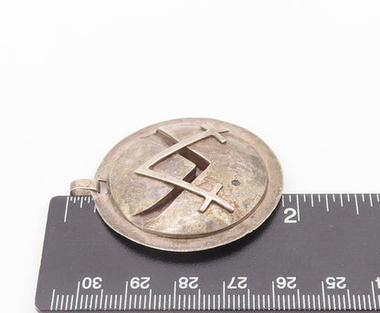925 Sterling Silver Vintage Pendant Ancient Carved Round Warrior buckler PT22655