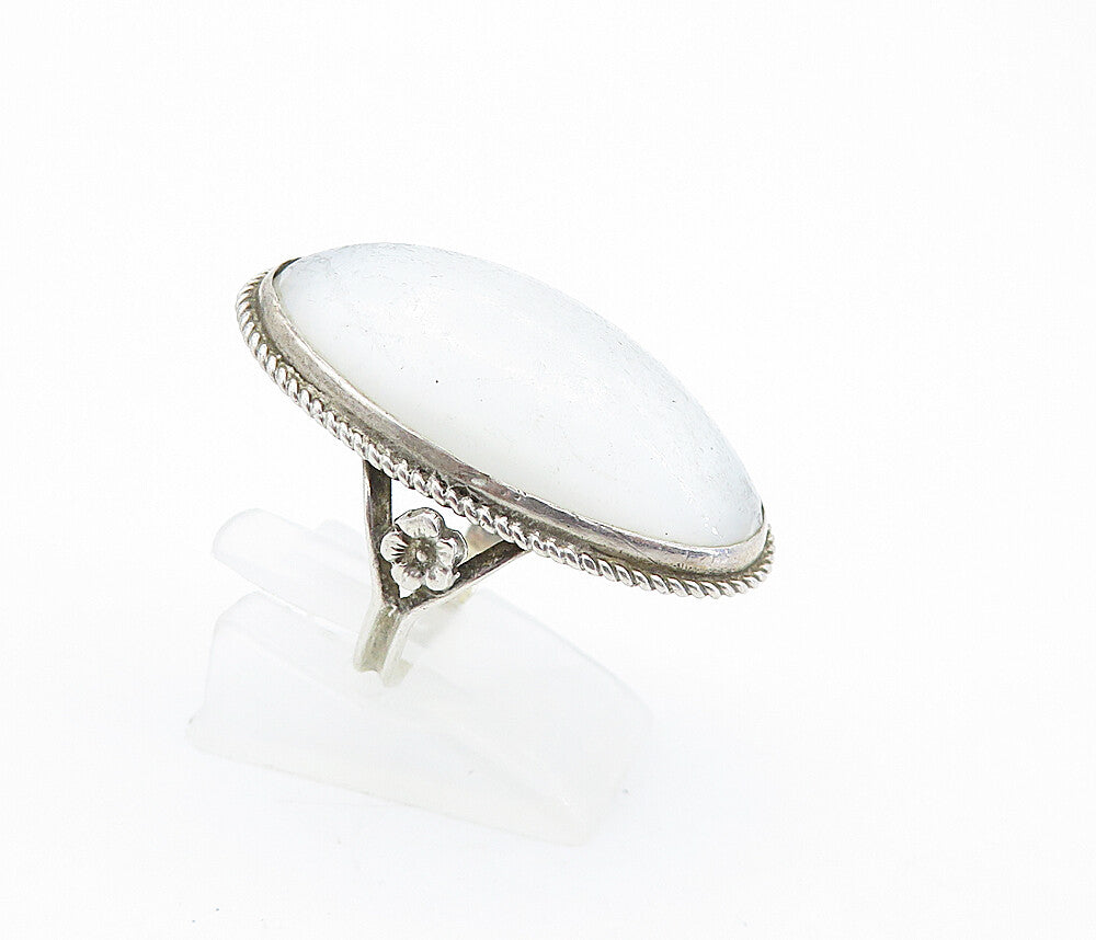 925 Silver  Vintage Victorian Mother Of Pearl Cocktail Ring Sz 7.5  RG6915
