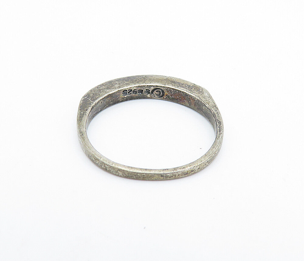 925 Sterling Silver  Vintage Dark Tone Circle Pattern Band Ring Sz 7  RG6687