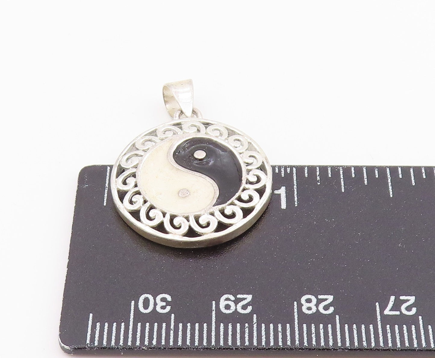 925 Sterling Silver Vintage Pendant Enameled Yin & Yang Symbol Charm  PT26379