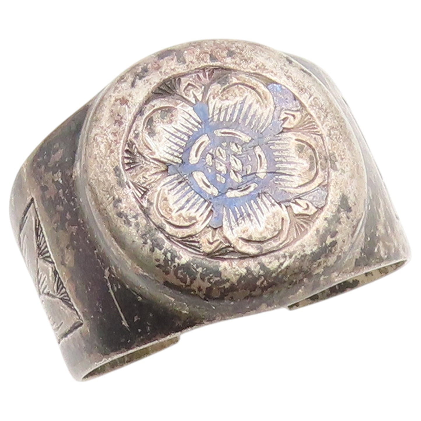925 Sterling Silver Vintage Ring Engraved Floral Motif Band  Sz 10  RG36841