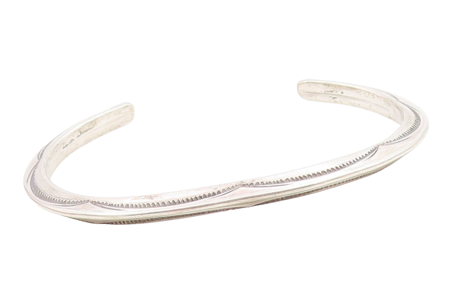 925 Sterling Silver Vintage Bracelet NAVAJO Minimalist Etched Wave Cuff  BT11901
