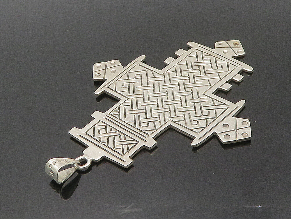 MEXICO 925 Sterling Silver  Vintage Shiny Etched Design Cross Pendant  PT19832