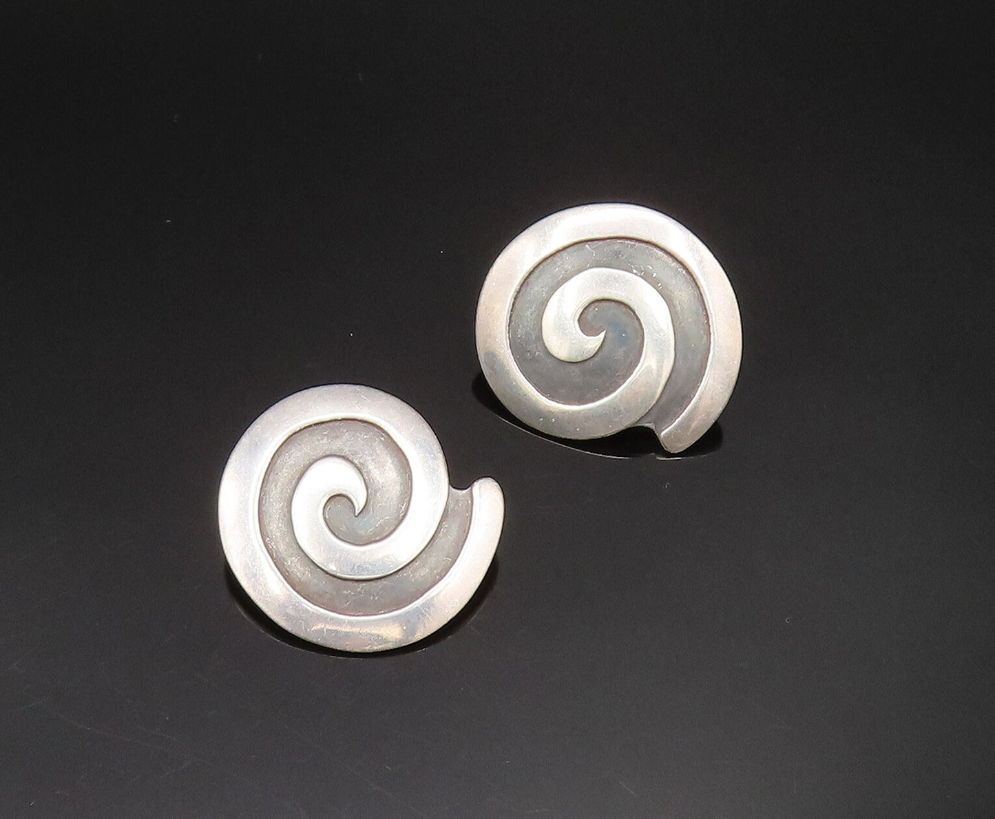 DESIGNER 925 Sterling Silver Vintage Carved Spiral Dome Drop Earrings EG11821