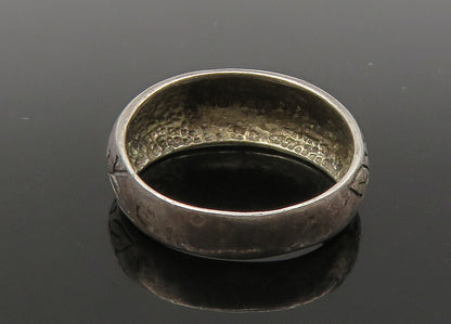 925 Sterling Silver  Vintage Floral Vine Dark Tone Dome Band Ring Sz 7 RG22176