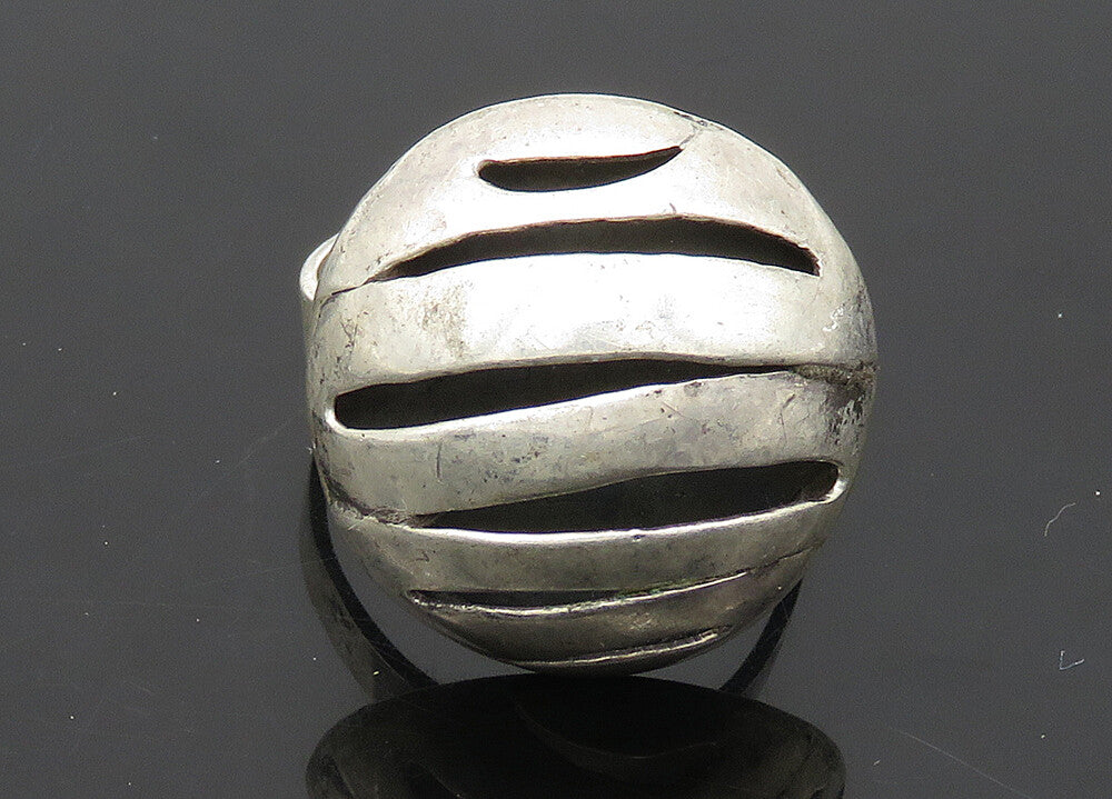 925 Sterling Silver  Vintage Cutout Stripes Dome Band Ring Sz 8  RG21181