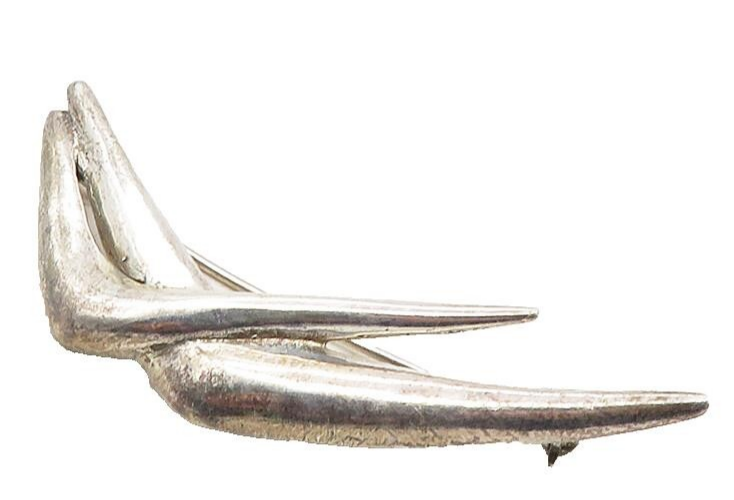 925 Sterling Silver  Vintage Shiny Smooth Pointed Design Brooch Pin  BP3636
