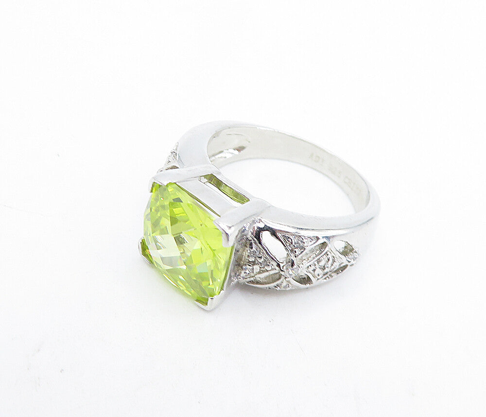 925 Sterling Silver Green Cubic Zirconia Floral Cocktail Ring Sz 7 RG6059