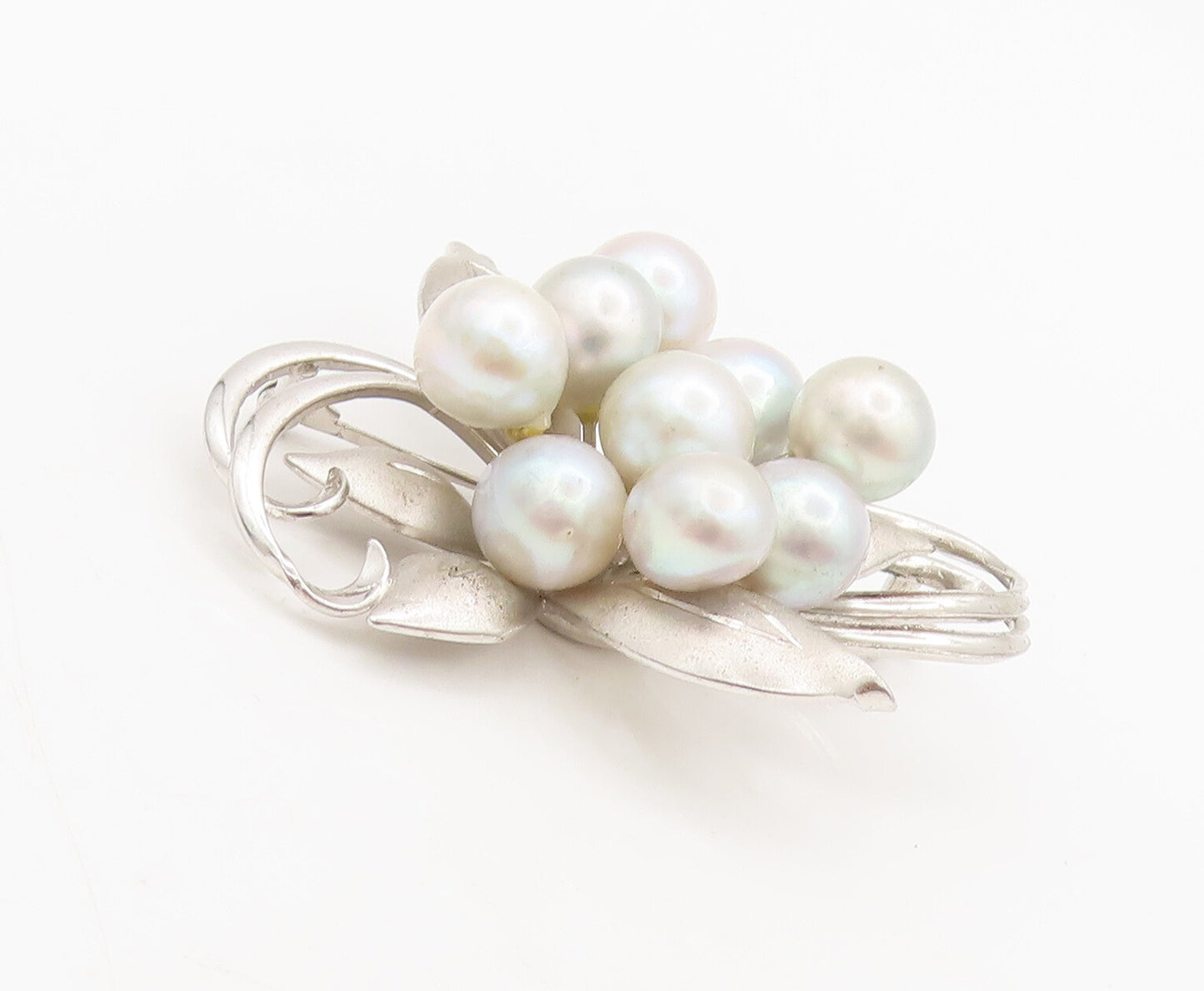 925 Sterling Silver  Vintage Pearl Beaded Carved Flower Brooch Pin  BP10523